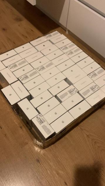 Airpods bulk beschikbaar voor biedingen