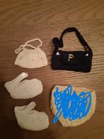 gebreide poppenkleertjes: sokjes en tasjes, Verzenden, Nieuw, Kleertjes