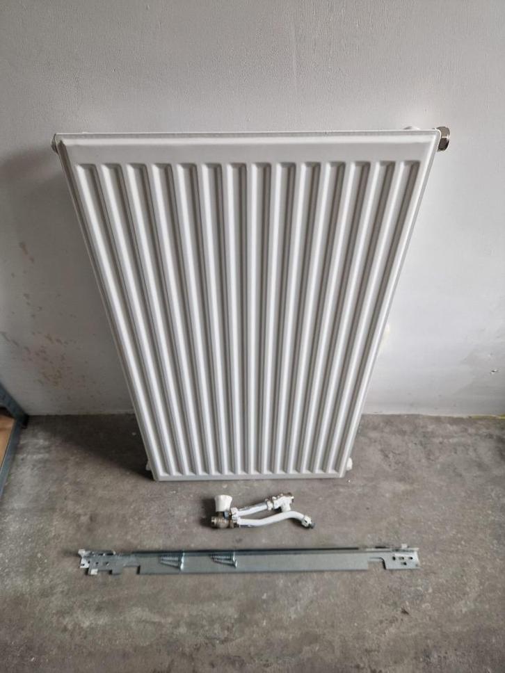 Brugman standaard radiator type 11, 900 x 500mm, Doe-het-zelf en Verbouw, Verwarming en Radiatoren, Zo goed als nieuw, Radiator