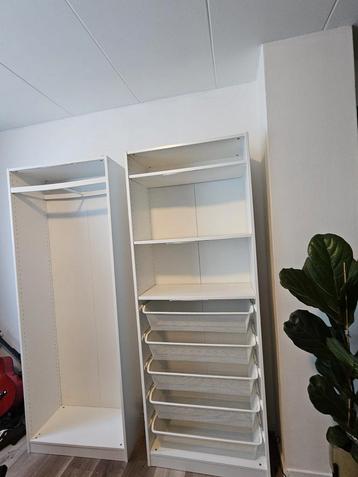 Kledingkast wit 