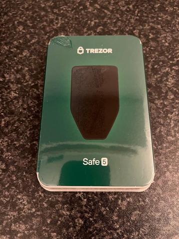 Trezor Safe 5 ( nieuw in gesloten verpakking) beschikbaar voor biedingen