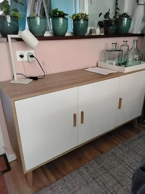 Dressoir/kast Jysk Gamtofte 3 deuren., Huis en Inrichting, Kasten | Dressoirs, Zo goed als nieuw, 150 tot 200 cm, 25 tot 50 cm