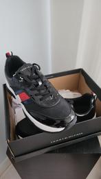 Sneakers Tommy Hilfiger lak zwart nieuw in doos, Nieuw, Tommy Hilfiger, Ophalen of Verzenden, Sneakers of Gympen