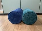 Twee handgehaakte rolkussens, Huis en Inrichting, Woonaccessoires | Kussens, Ophalen, Zo goed als nieuw, Blauw, Cilindervormig