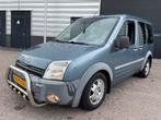 Ford Tourneo Connect 1.8 SWB 2005 Blauw LET OP LEKKE KLEP!, Voorwielaandrijving, 745 kg, Stof, 74 €/maand