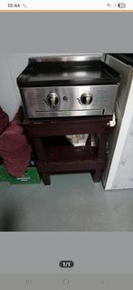 Gas bbq met tafel en gasfles 80 euro, Witgoed en Apparatuur, Fornuizen, Minder dan 85 cm, Zo goed als nieuw, Gas, Vrijstaand