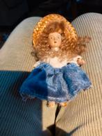 Brocante popje porselein 14cm, Antiek en Kunst, Curiosa en Brocante, Ophalen of Verzenden