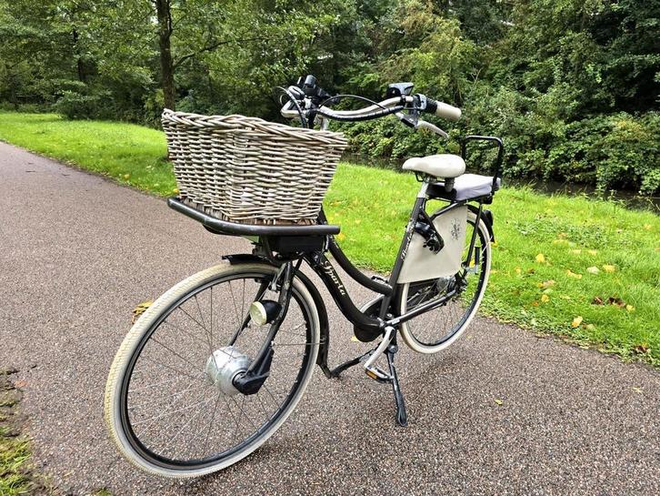 Elektrische fiets Sparta Nieuwe Accu, Fietsen en Brommers, Elektrische fietsen, Zo goed als nieuw, Sparta, 55 tot 59 cm, 50 km per accu of meer