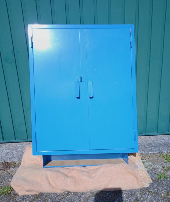 Stalen Wand Gereedschap Kast, Doe-het-zelf en Verbouw, Gereedschapskisten, Zo goed als nieuw, Ophalen