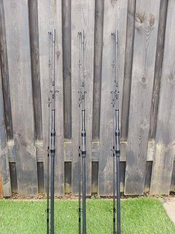 Sonik insurgent 9ft 3lb set. (3x) beschikbaar voor biedingen