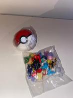 24 Pokemon poppetjes met bal. Nog in de verpakking, Nieuw, Ophalen of Verzenden