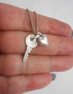 Zilveren ketting met hanger hart en sleutel nr.932