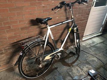 Leuke Gazelle allure 28” heeft wat aandacht nodig beschikbaar voor biedingen