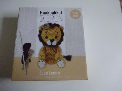 HAAKPAKKET LEON DE LEEUW - NIEUW, Hobby en Vrije tijd, Breien en Haken, Nieuw, Haken, Wol of Garen, Ophalen of Verzenden