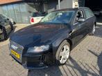 Audi A4 Avant 2.0 TDI Pro Line Business TREKHAAK, Voorwielaandrijving, Gebruikt, A4, Zwart