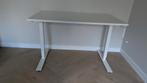 In hoogte verstelbaar bureau Ikea 120x70, Huis en Inrichting, Bureaus, Ophalen, In hoogte verstelbaar, Zo goed als nieuw, Bureau