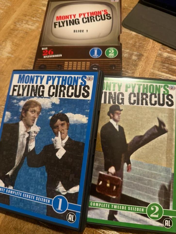 Monty Python's Flying Circus - Co. Slice 1, Cd's en Dvd's, Dvd's | Tv en Series, Zo goed als nieuw, Komedie, Boxset, Alle leeftijden