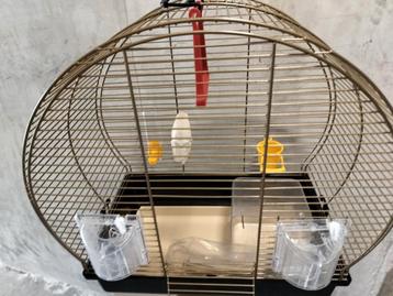 Bijna nieuw vogelkooi van Luna 2 Ferplast  beschikbaar voor biedingen