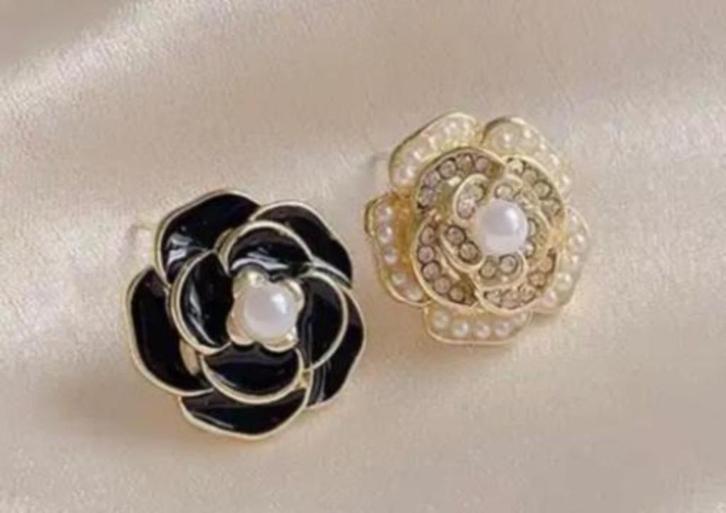 ROZEN Oorknopjes! CADEAUTIP van SINT!, Sieraden, Tassen en Uiterlijk, Oorbellen, Nieuw, Knopjes of Stekers, Overige materialen