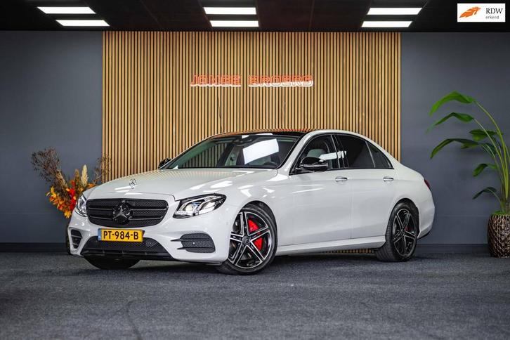 Mercedes-Benz E-klasse 400 4Matic Premium Plus |Pano|HUD|360, Auto's, Mercedes-Benz, Bedrijf, Te koop, E-Klasse, 360° camera, 4x4