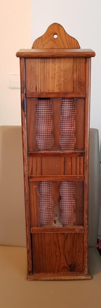 Oude stokbroodbak uit Bretagne. Ophalen Almere. beschikbaar voor biedingen