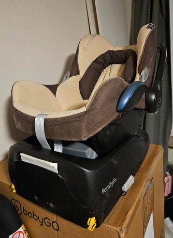 Maxicosi cabriofix met family fix 1 isofix base beschikbaar voor biedingen