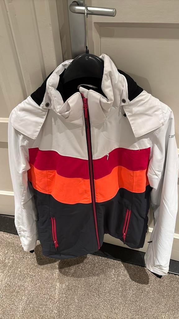 Ski jas, Kleding | Dames, Wintersportkleding, Ophalen, Zo goed als nieuw, Maat 38/40 (M), Jack