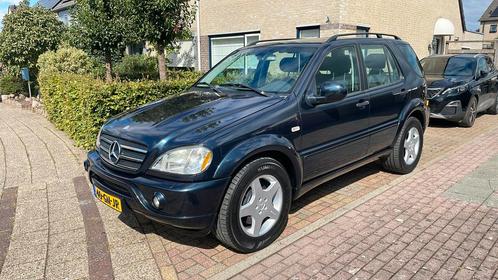Mercedes-Benz M-Klasse 5.4 Ml55 AMG 4MATIC AUT 2001 Zwart, Auto's, Mercedes-Benz, Bedrijf, Te koop, M-Klasse, Benzine, G, SUV of Terreinwagen