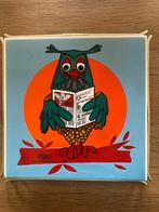 Villeroy & Boch Tegel in houder Fabeltjeskrant Meneer de Uil, Verzamelen, N, N, Overige typen, Zo goed als nieuw