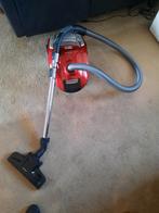 Te koop stofzuiger 40 euro half jaar oud, Stofzuiger, Zo goed als nieuw, Minder dan 1200 watt, Ophalen