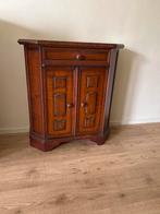 Houten (antiek) kastje met lade en deurtjes, Ophalen