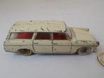 1966 Dinky Toys 525 PEUGEOT BREAK 404 (Opknapper.), Hobby en Vrije tijd, Modelauto's | 1:43, Ophalen of Verzenden, Gebruikt, Auto