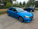 Mercedes-Benz A-Klasse 180 | Panoramadak | 108.000 km, Auto's, Mercedes-Benz, Voorwielaandrijving, 65 €/maand, 4 cilinders, Blauw