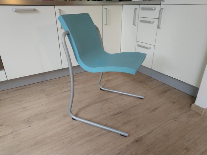 Ross Lovegrove Magic Chair voor Fasem International (1997), Huis en Inrichting, Stoelen, Gebruikt, Eén, Kunststof, Metaal, Blauw