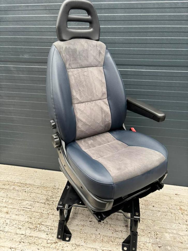 rechtse draaistoel draaiplateau stoel Fiat Ducato Jumper, Auto-onderdelen, Interieur en Bekleding, Citroën, Fiat, Peugeot, Ophalen of Verzenden