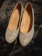 Gabor Pumps zilver glitter  Mt 3.5 (36.5), Kleding | Dames, Schoenen, Ophalen of Verzenden, Gedragen, Overige kleuren