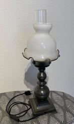 Vintage tinnen lamp (54cm hoog), Huis en Inrichting, Lampen | Tafellampen, Ophalen, Zo goed als nieuw, Glas, 50 tot 75 cm