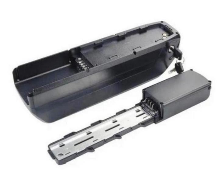 Ouxi V8 / H9 accu + houder nieuw & origineel incl sleutels, Auto diversen, Dakkoffers, Zo goed als nieuw, Ophalen of Verzenden