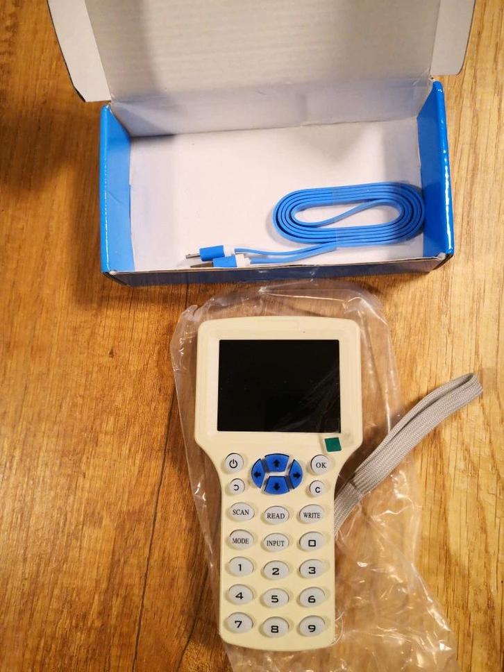 Rfid Reader Writer / Lezer Schrijver 125khz 13.56Mhz Kaart, Computers en Software, Overige Computers en Software, Nieuw, Verzenden