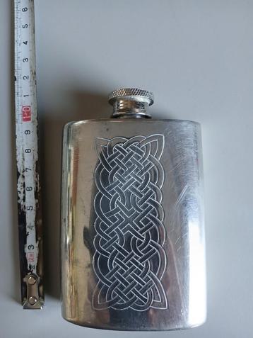 Heupflacon Edwin Blyde Celtic Rope Kidney Flash beschikbaar voor biedingen