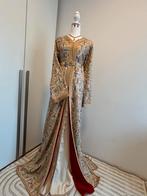 Takchita’s en kaftan’s te HUUR, Ophalen of Verzenden, Zo goed als nieuw, Maat 38/40 (M), Overige typen