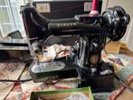 Singer featherweight 222K, Hobby en Vrije tijd, Naaimachines en Toebehoren, Ophalen of Verzenden, Zo goed als nieuw, Naaimachine
