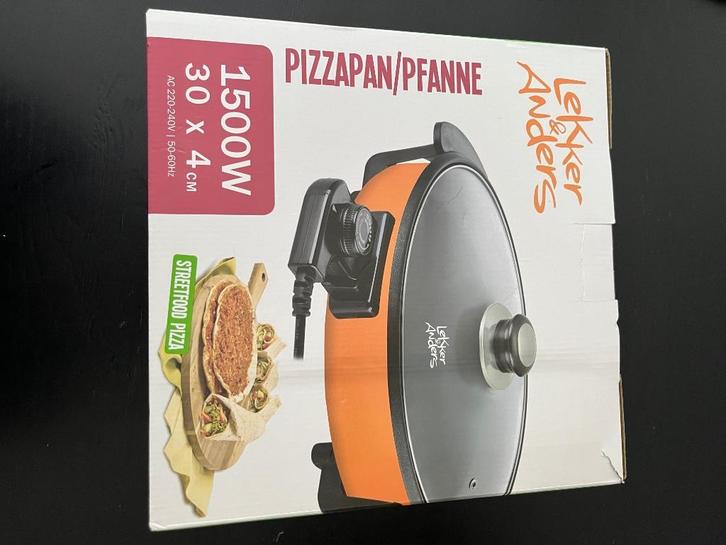 Lekker & Anders pizza pan - NIEUW, Huis en Inrichting, Keuken | Potten en Pannen, Nieuw, Koekenpan of Braadpan, Rvs, Verzenden