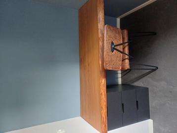Bureau set compleet  beschikbaar voor biedingen