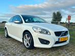Volvo C30 2.0 Benzine 2012 R-design/trekhaak, Auto's, Volvo, Beige, 4 cilinders, 4 stoelen, Wit