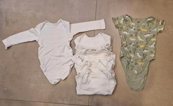 5x rompers maat 98, Kinderen en Baby's, Kinderkleding | Maat 98, Gebruikt, Jongen of Meisje, Nacht- of Onderkleding, Ophalen of Verzenden