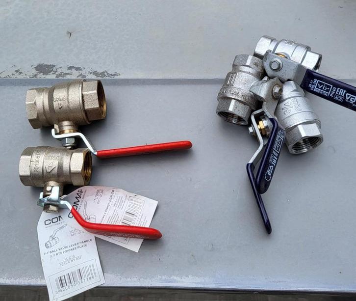 5x Kogelkraan 1" en ¾ binnendraad 2-weg, Doe-het-zelf en Verbouw, Buizen en Afvoer, Nieuw, Overige typen, Overige materialen, Minder dan 2 meter