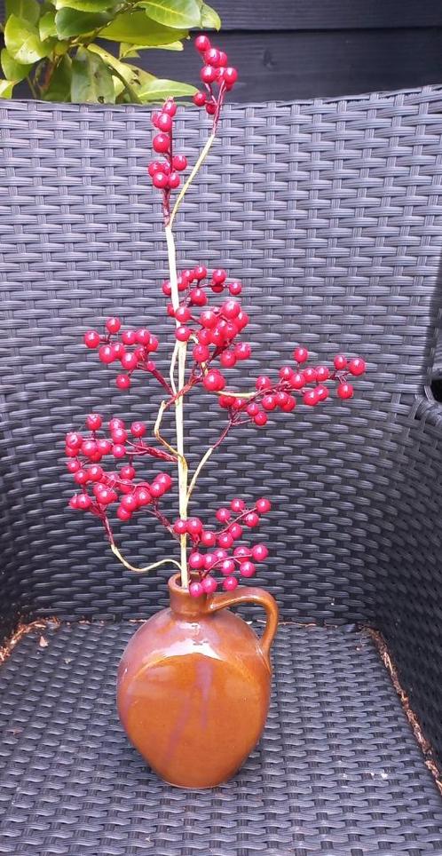 Oud bruin vaasje, Huis en Inrichting, Woonaccessoires | Vazen, Zo goed als nieuw, Overige kleuren, Minder dan 50 cm, Aardewerk of Porselein