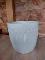 Creme bloempot, Ophalen, Rond, Zo goed als nieuw, Aardewerk