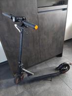 Mooie elektrische step D8 Pro kleur zwart, in nette staat!, Fietsen en Brommers, Steps, Ophalen, Zo goed als nieuw, Elektrische step (E-scooter)